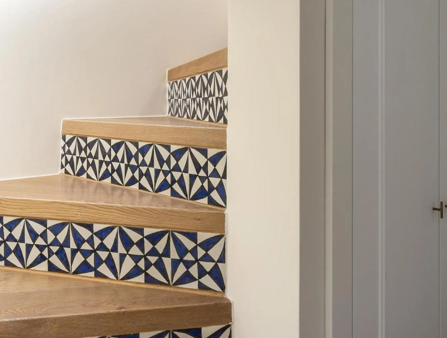 Saudade Alfama Duplex Apartment Lisbon
